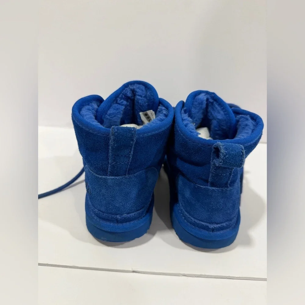 UGG Kids 4 Blue Neumel Boots Suede Shearling Lined Youth 4 Womens 6